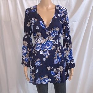 LuLu’s- Blue Floral Print, Open Back, Long Sleeves, Wrap Dress- Size XS- EUC